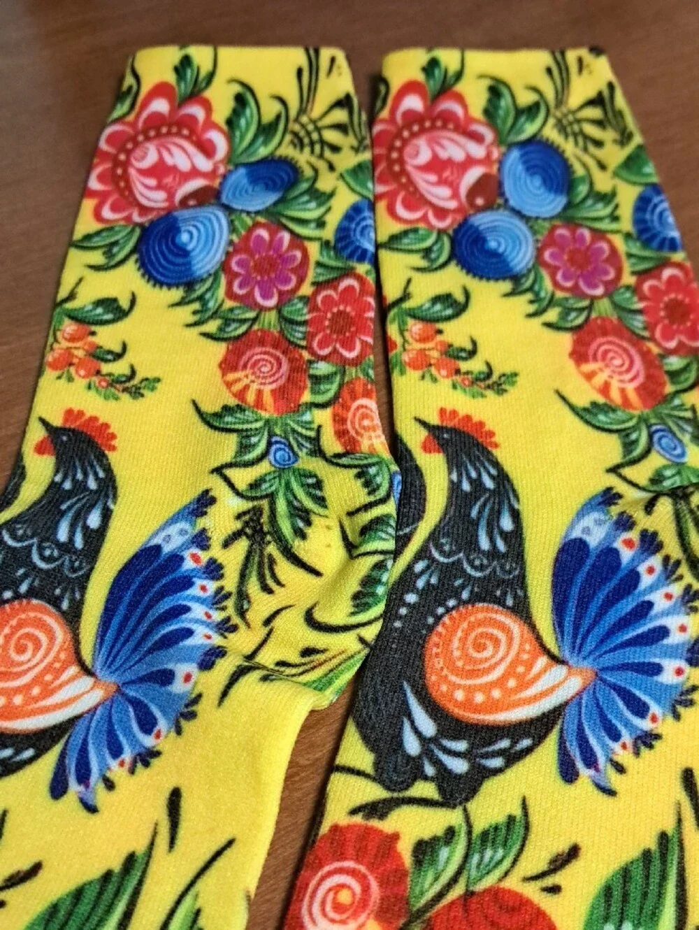 Chicken Yellow Rooster Print Crew Socks Unisex